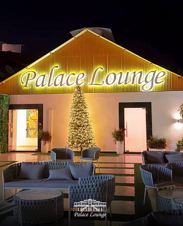 PALACE LOUNGE🗿